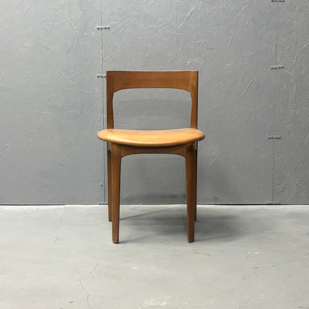 
                      
                        Nathan(ネイサン) / DINING CHAIR ダイニングチェア (404)
                      
                    