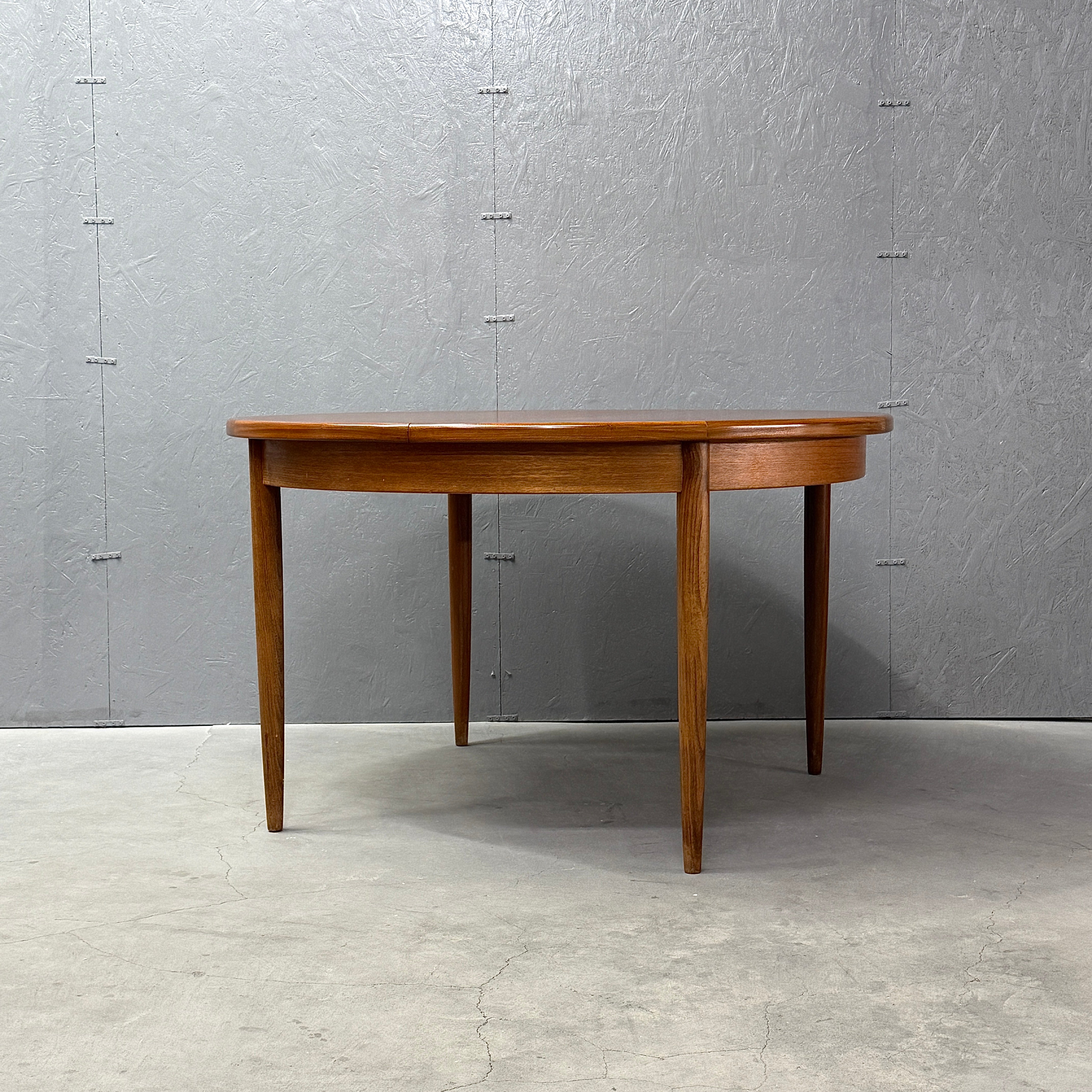 ダイニングテーブル – NONOR FURNITURE