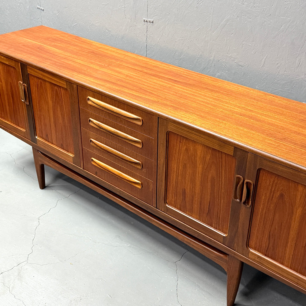 
                      
                        G-PLAN(ジープラン) / Fresco Long Jhon Sideboard フレスコ ロングジョン サイドボード (401)
                      
                    