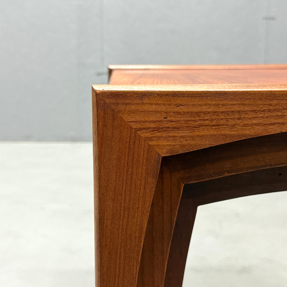 
                      
                        G-PLAN(ジープラン) / QUADRILLE NEST TABLE クアドリル ネストテーブル (401)
                      
                    