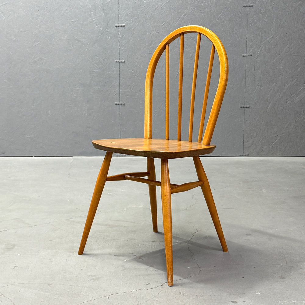 
                      
                        ERCOL(アーコール) / HOOP BACK CHAIR 4本 フープバックチェア (401)
                      
                    