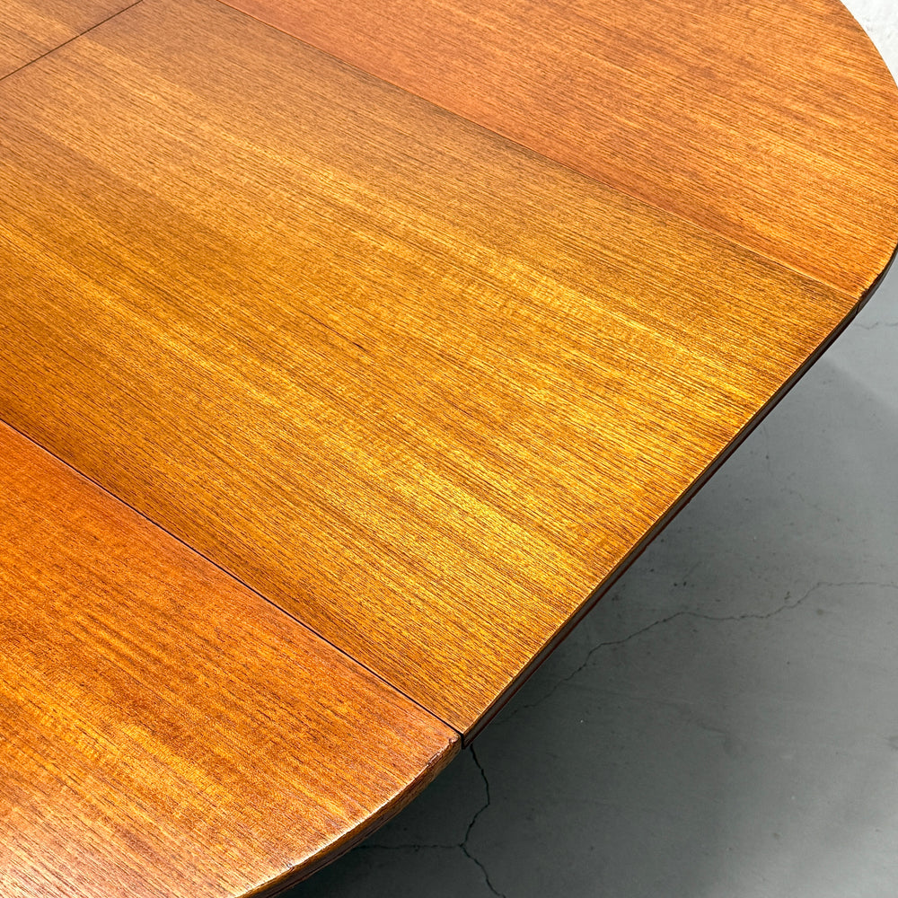 
                      
                        GREAVES & THOMAS / OVAL DINING TABLE オーバルダイニングテーブル (301)
                      
                    