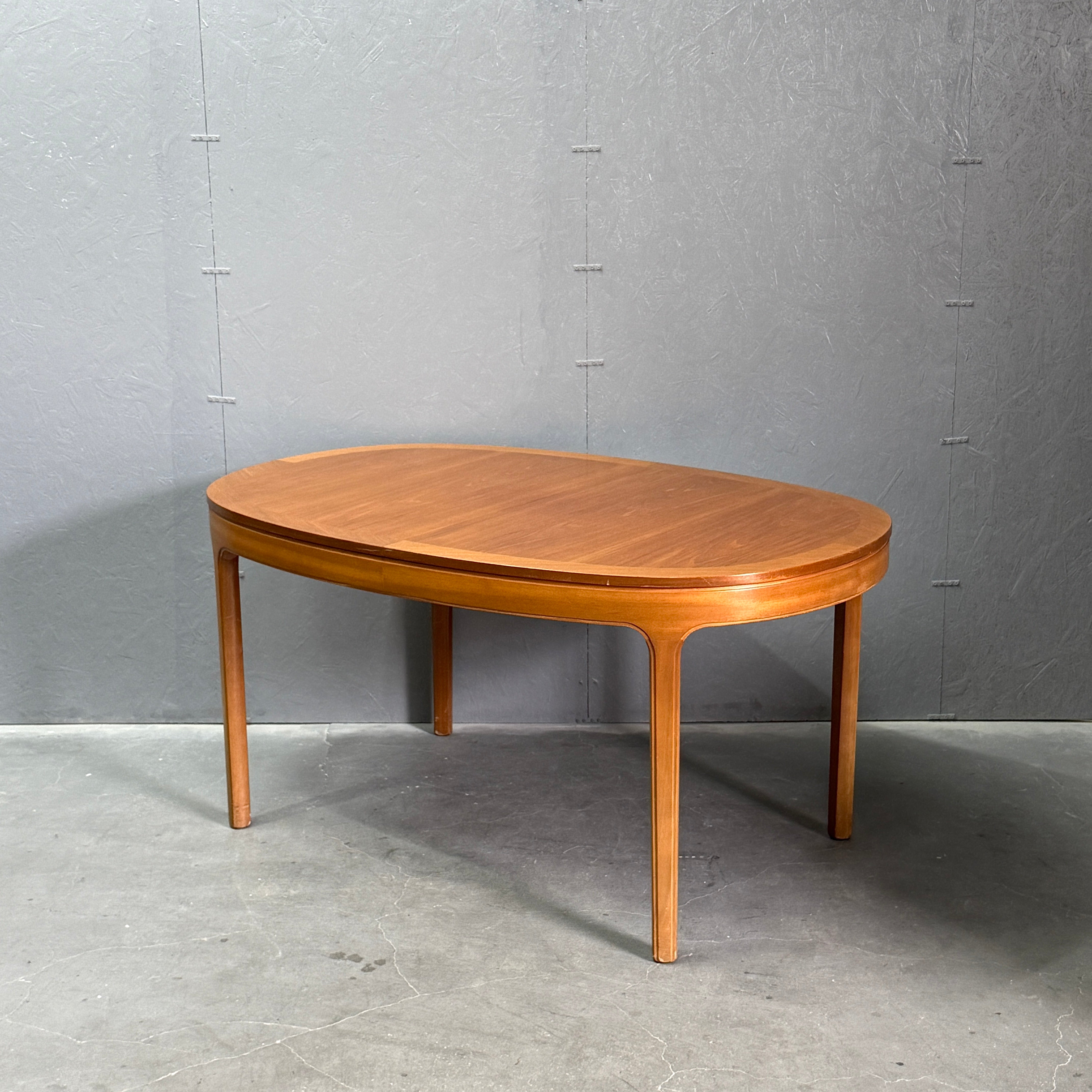 ダイニングテーブル – NONOR FURNITURE