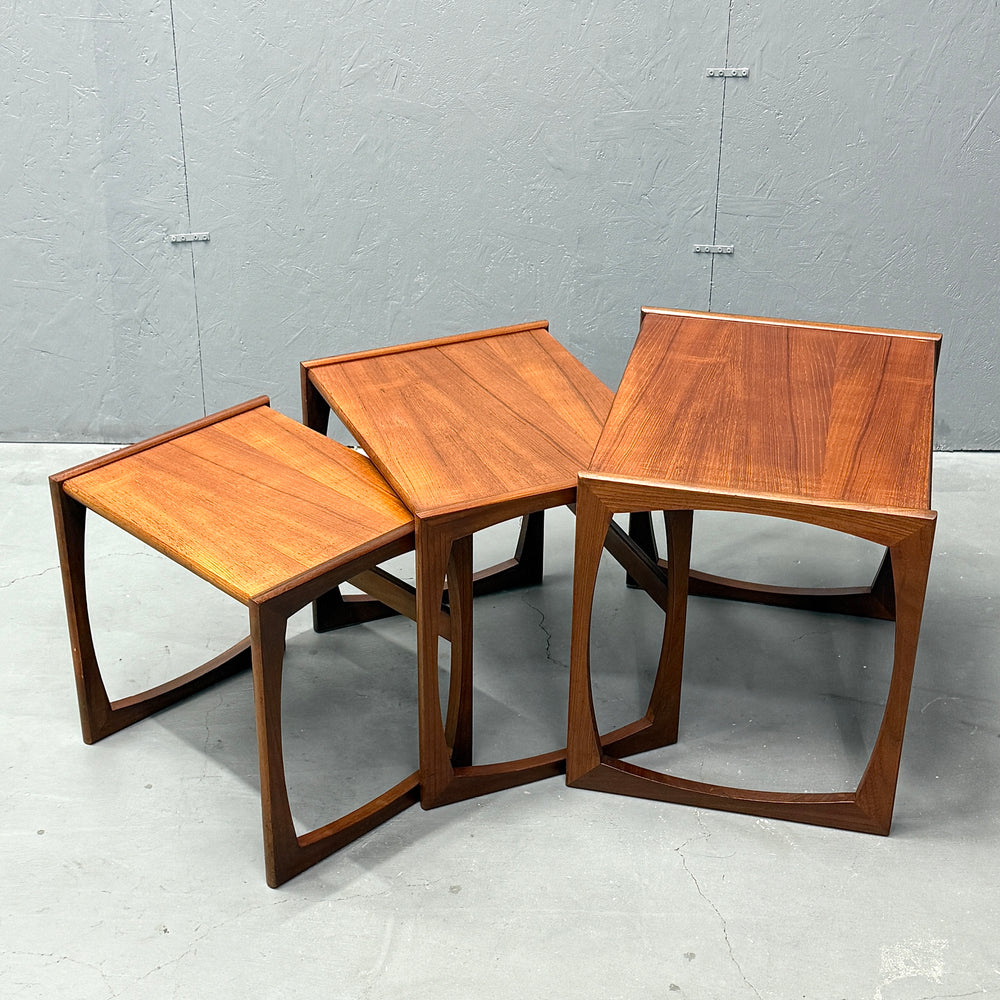 
                      
                        G-PLAN(ジープラン) / QUADRILLE NEST TABLE クアドリル ネストテーブル (401)
                      
                    