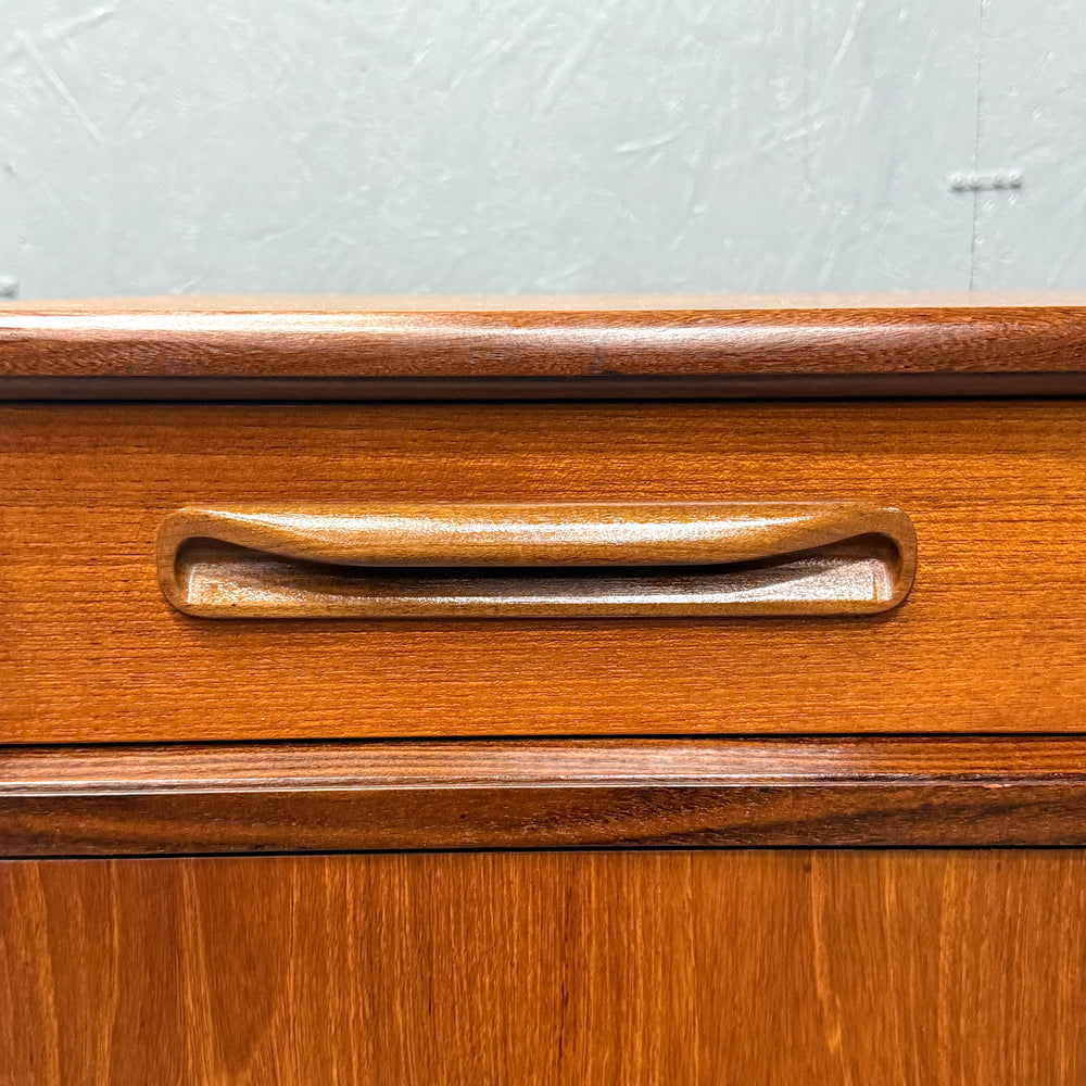 
                      
                        G-PLAN(ジープラン) / Fresco Sideboard フレスコ サイドボード (502)
                      
                    