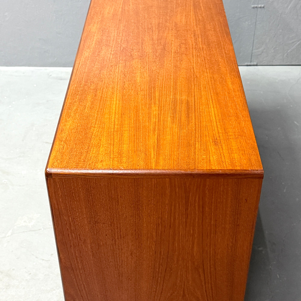 
                      
                        G-PLAN(ジープラン) / Fresco Sideboard フレスコ サイドボード (502)
                      
                    