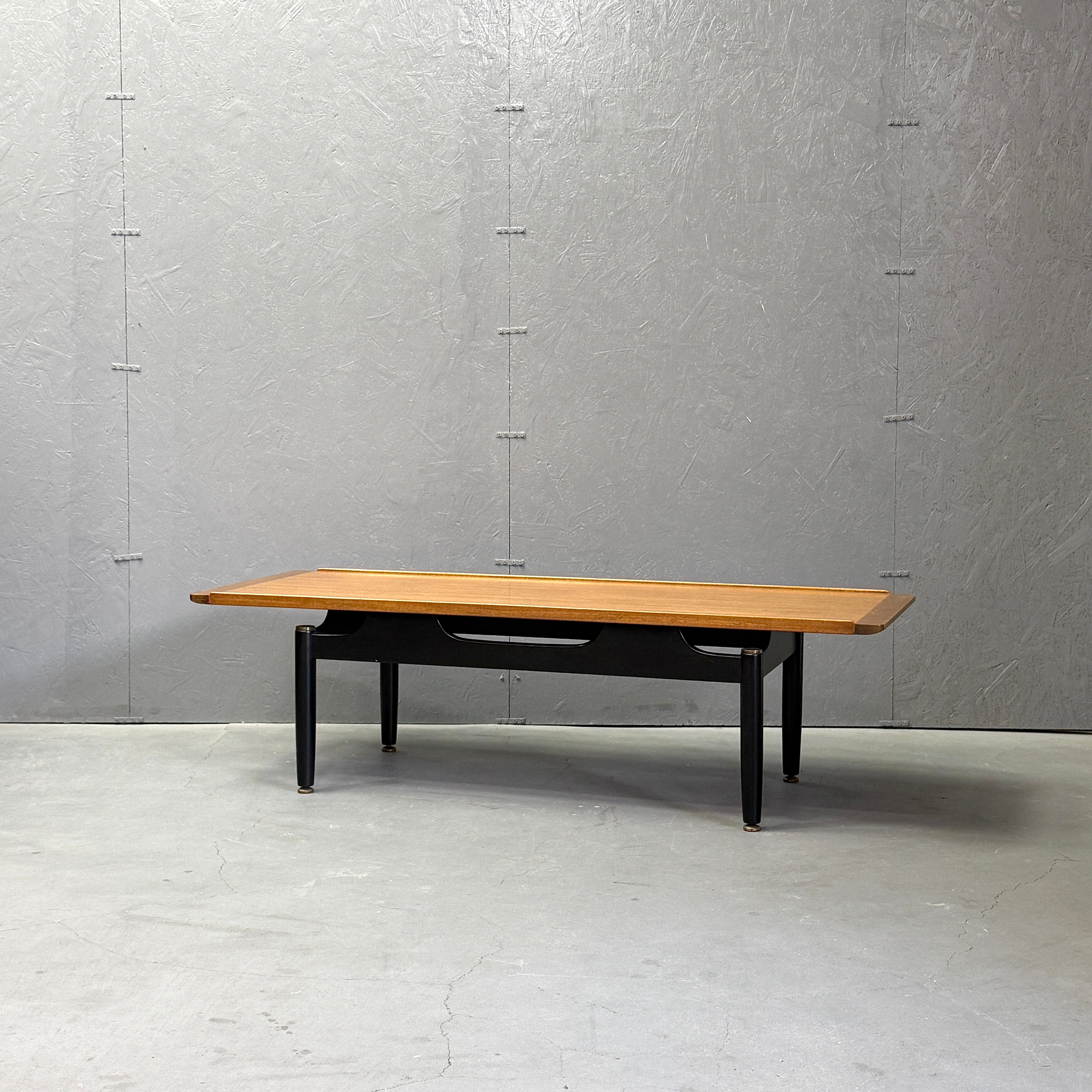 G-PLAN(ジープラン) Tola & Black コーヒーテーブル(501) G-PLAN(ジープラン) / Tola & Black Coffee table (501) – NONOR FURNITURE