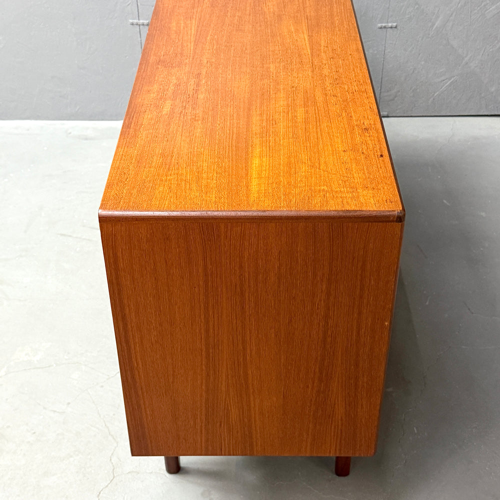 
                      
                        G-PLAN(ジープラン) / Fresco Sideboard フレスコ サイドボード (502)
                      
                    