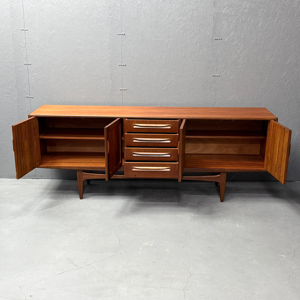 
                      
                        G-PLAN(ジープラン) / Fresco Long Jhon Sideboard フレスコ ロングジョン サイドボード (401)
                      
                    