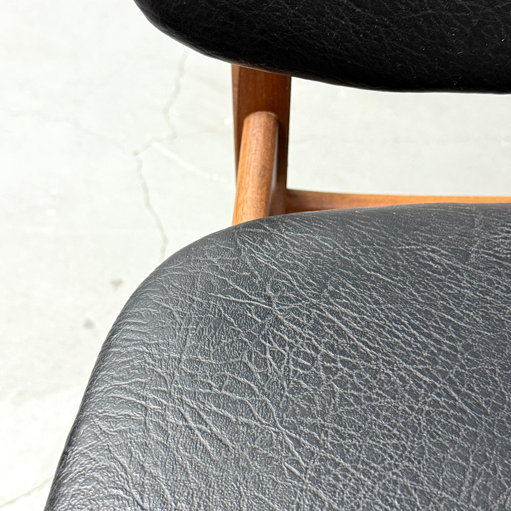 
                      
                        Elliots of Newbury(EON) / VINTAGE CHAIR ヴィンテージチェア (503)
                      
                    