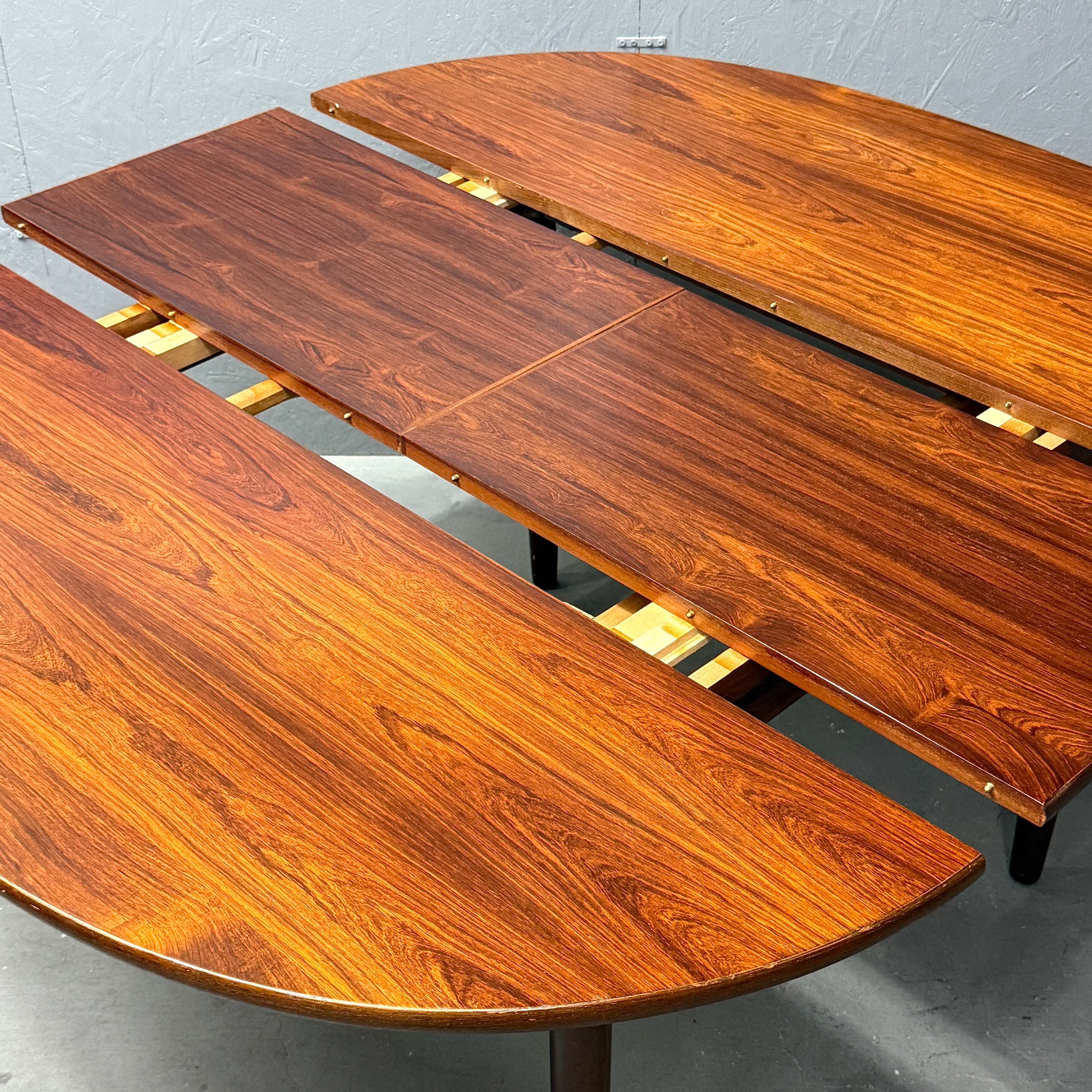 Rosewood Oval Extension Table ローズウッド オーバル