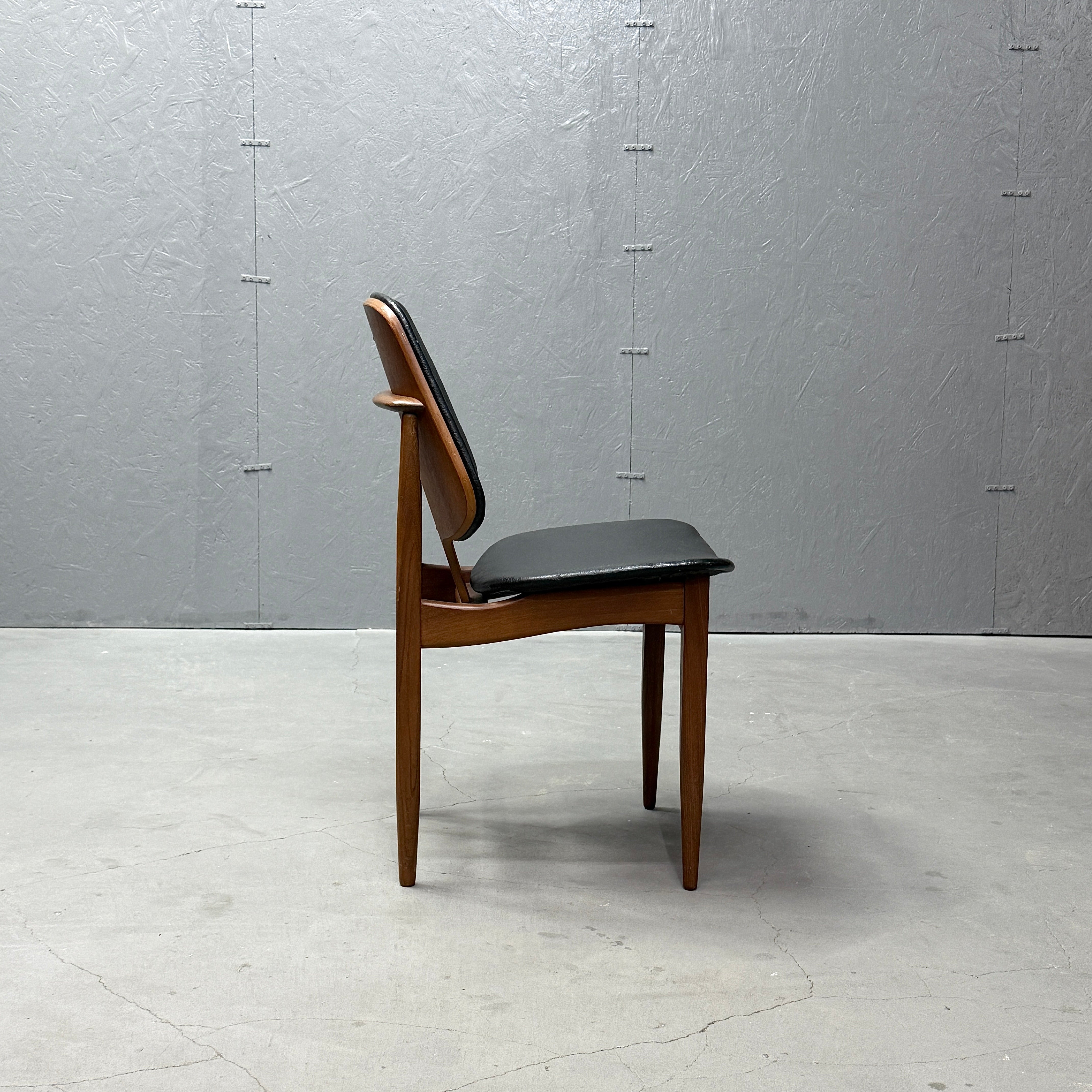Elliots of Newbury(EON) / VINTAGE CHAIR ヴィンテージチェア (504