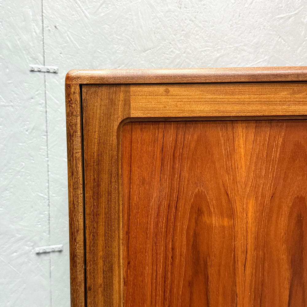 
                      
                        G-PLAN(ジープラン) / Fresco Long Jhon Sideboard フレスコ ロングジョン サイドボード (401)
                      
                    