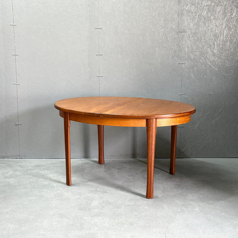 VINTAGE TEAK OVAL TABLE チークオーバルテーブル (401)