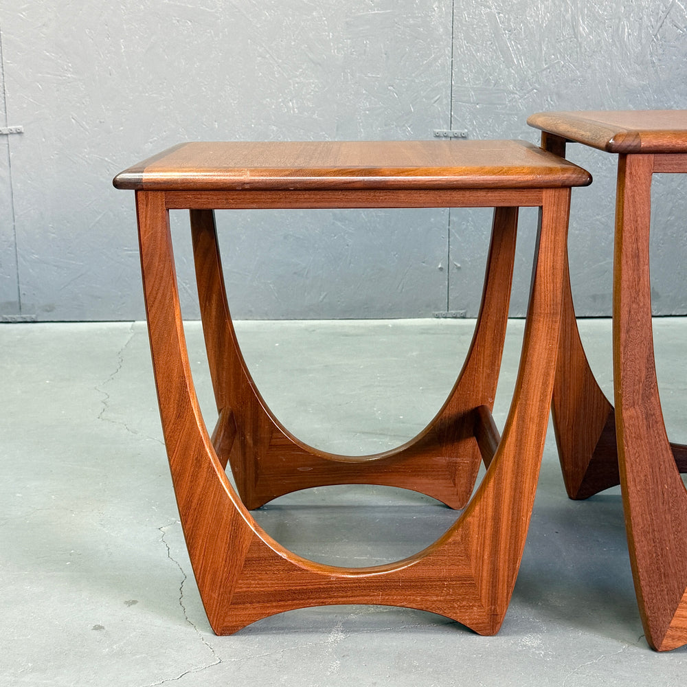 
                      
                        G-PLAN(ジープラン) / Astro  Tile top Nest table アストロ タイルトップ ネストテーブル (501)
                      
                    