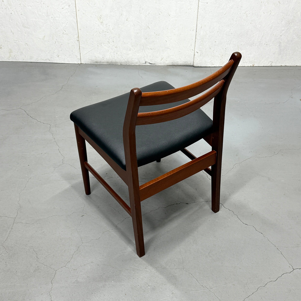 
                      
                        Jentique(ジェンティーク) / DINING CHAIR ダイニングチェア (301)
                      
                    