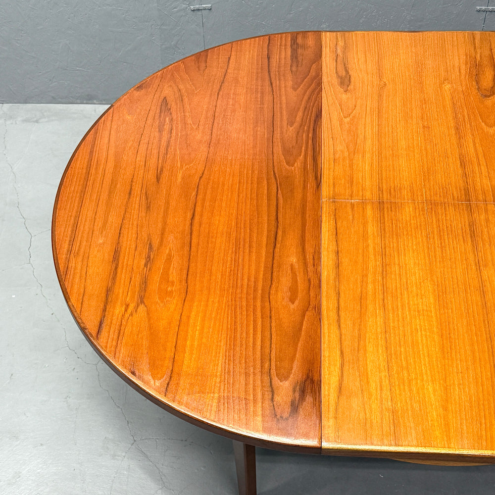 
                      
                        Remploy / EXTENSION ROUND TABLE エクステンション ラウンドテーブル
                      
                    