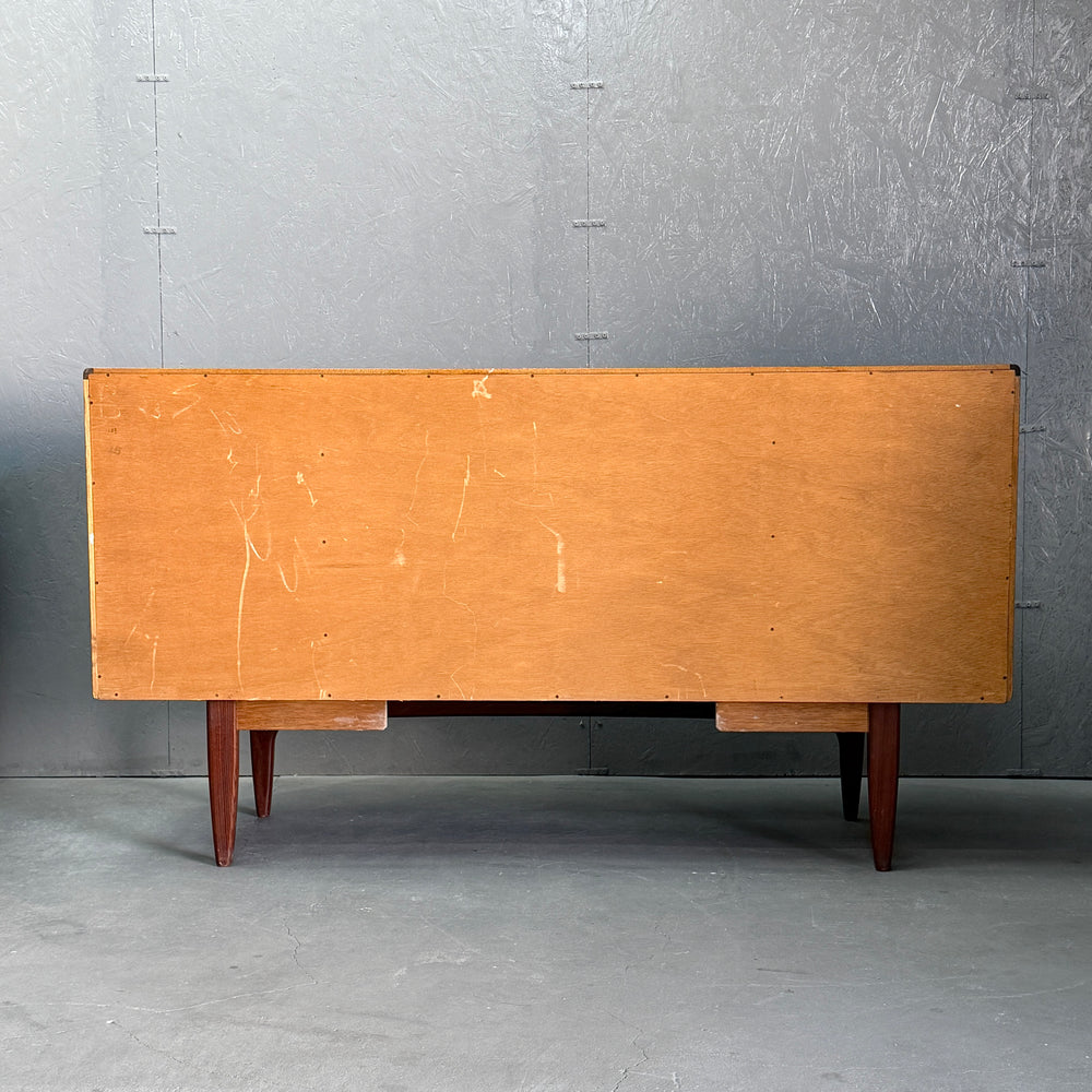 
                      
                        G-PLAN(ジープラン) / Fresco Sideboard フレスコ サイドボード (503)
                      
                    