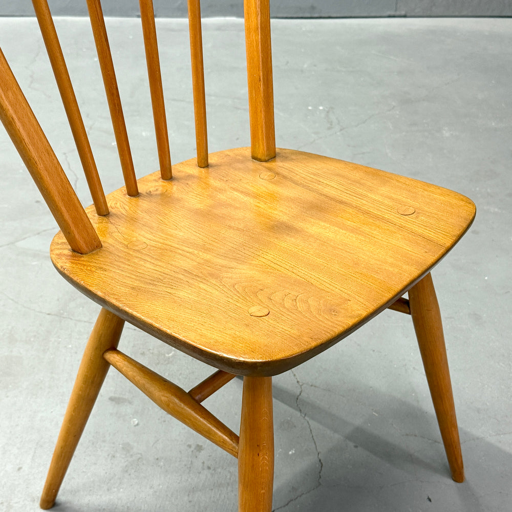 
                      
                        ERCOL(アーコール) / HOOP BACK CHAIR 4本 フープバックチェア (401)
                      
                    