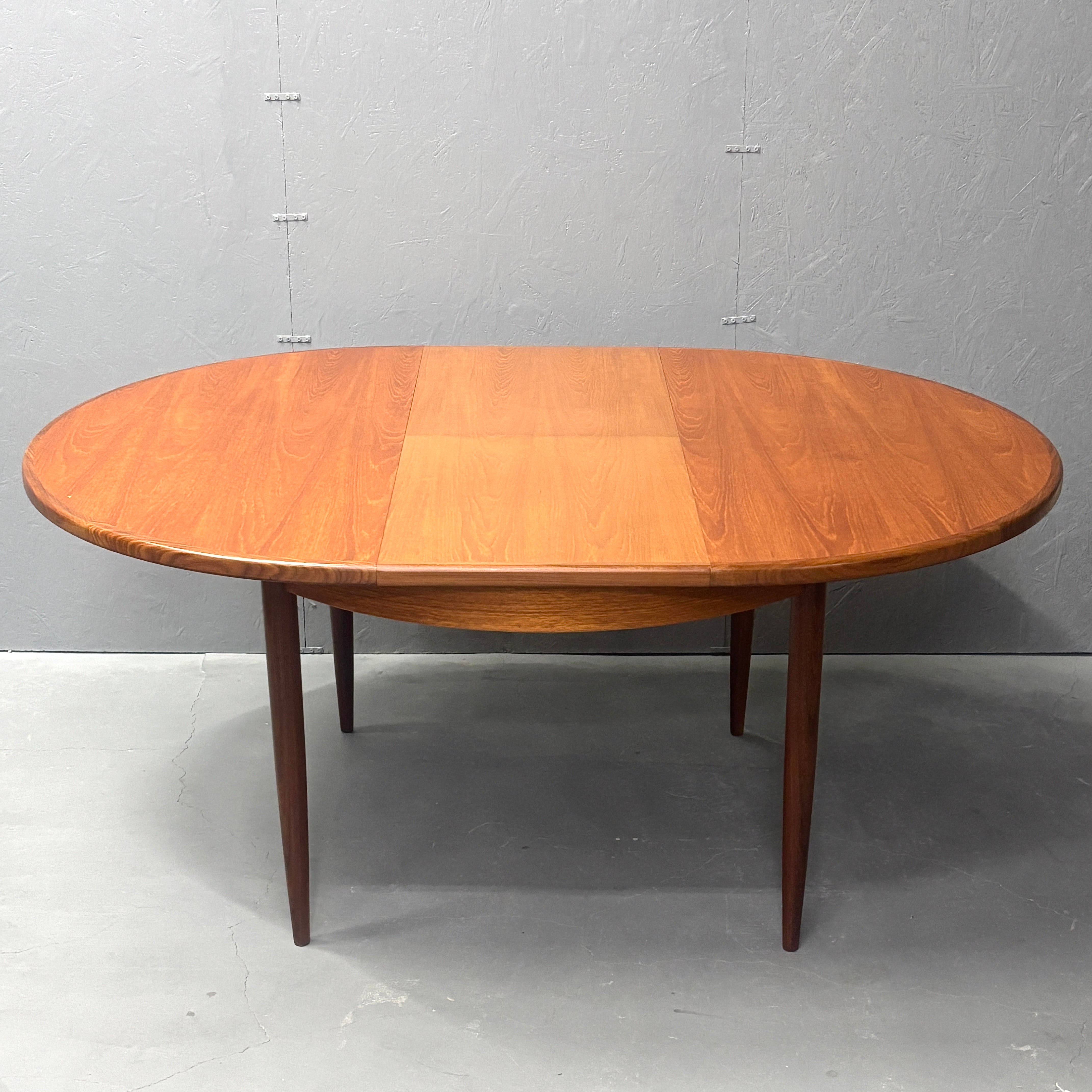 G-PLAN フレスコ ラウンドエクステンション ダイニングテーブル (407) G-PLAN(ジープラン) / Fresco ROUND TABLE フレスコ ラウンド