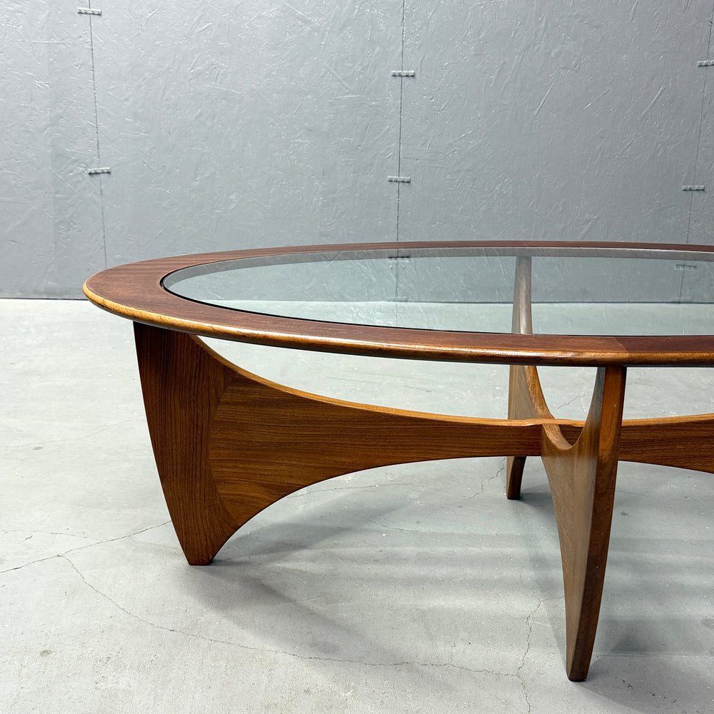 
                      
                        G-PLAN(ジープラン) / Astro oval coffee table アストロ オーバルコーヒーテーブル (502)
                      
                    