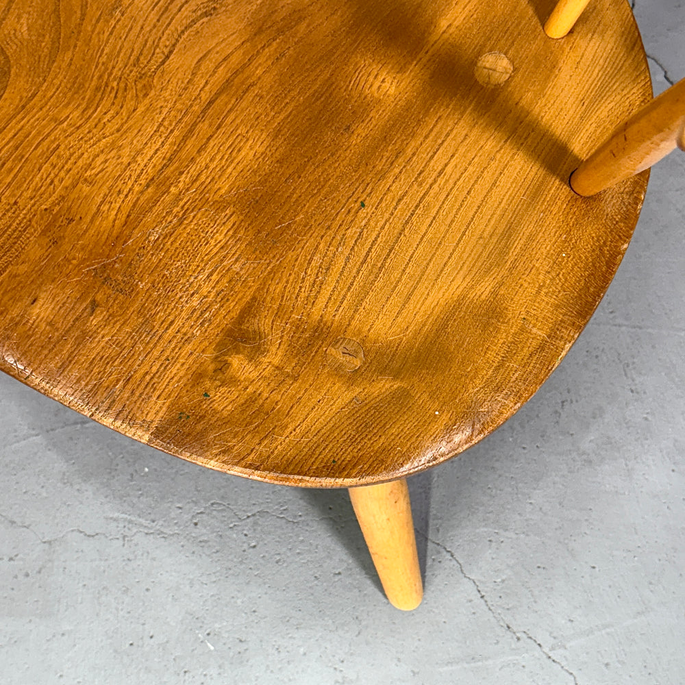 
                      
                        ERCOL(アーコール) COWHORN CHAIR / カウホーンチェア (301)
                      
                    