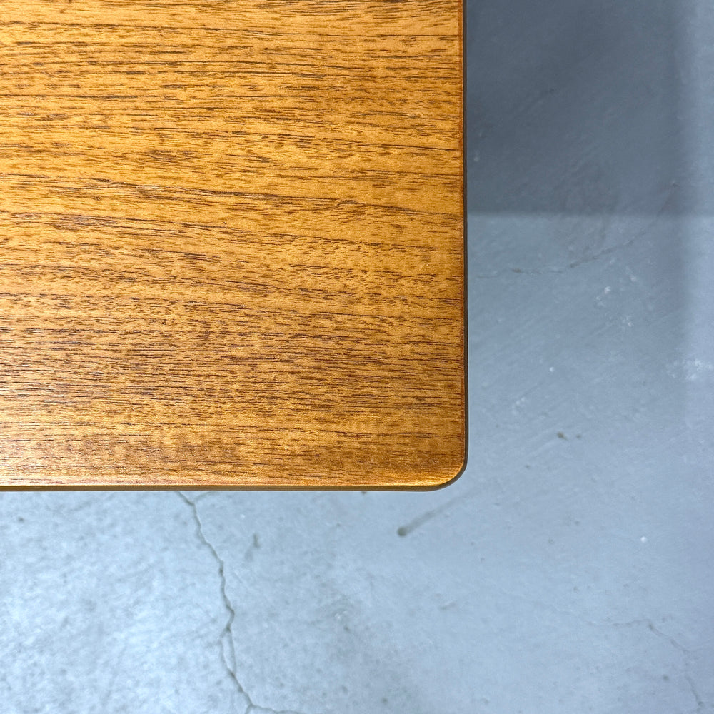 
                      
                        Nathan(ネイサン) / Nest table ネストテーブル (401)
                      
                    