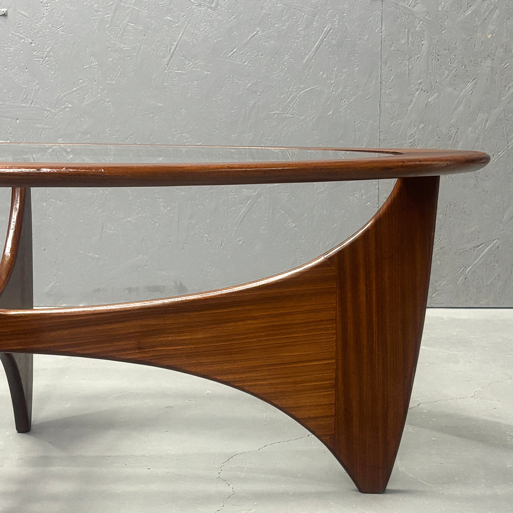 
                      
                        G-PLAN(ジープラン) / Astro oval coffee table アストロ オーバルコーヒーテーブル (403)
                      
                    