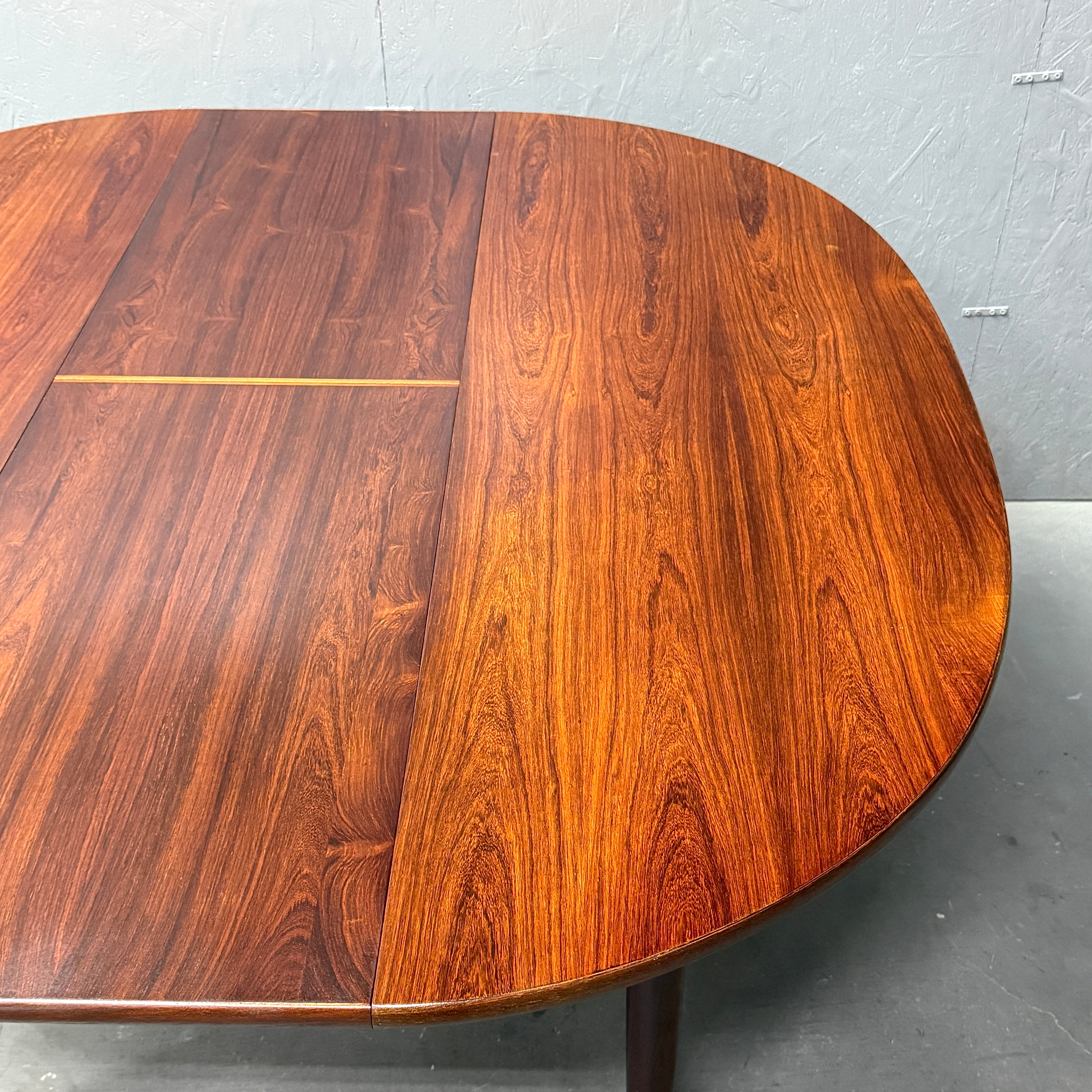 Rosewood Oval Extension Table ローズウッド オーバル