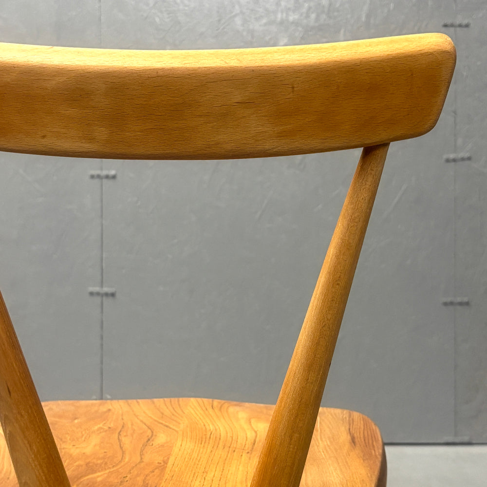 
                      
                        ERCOL(アーコール) / STACKING CHAIR スタッキングチェア (304)
                      
                    