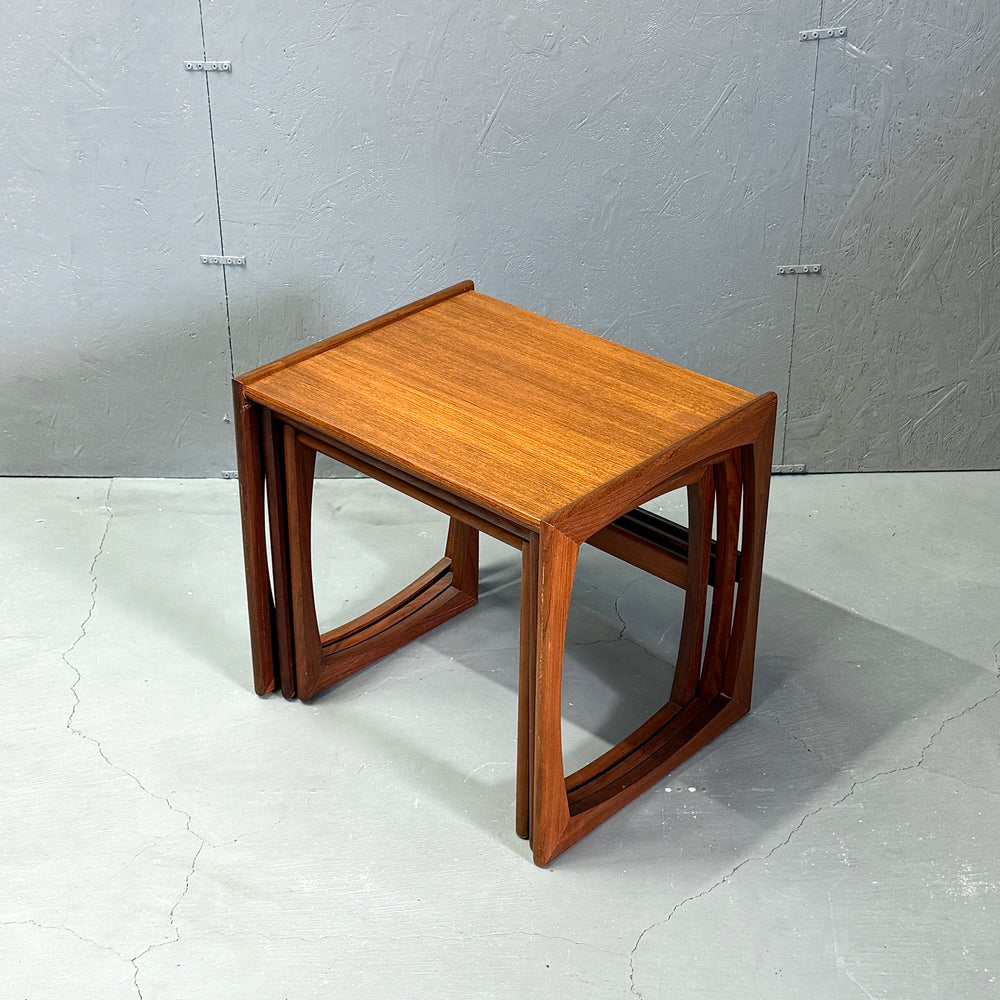 
                      
                        G-PLAN(ジープラン) / QUADRILLE NEST TABLE クアドリル ネストテーブル (2)
                      
                    