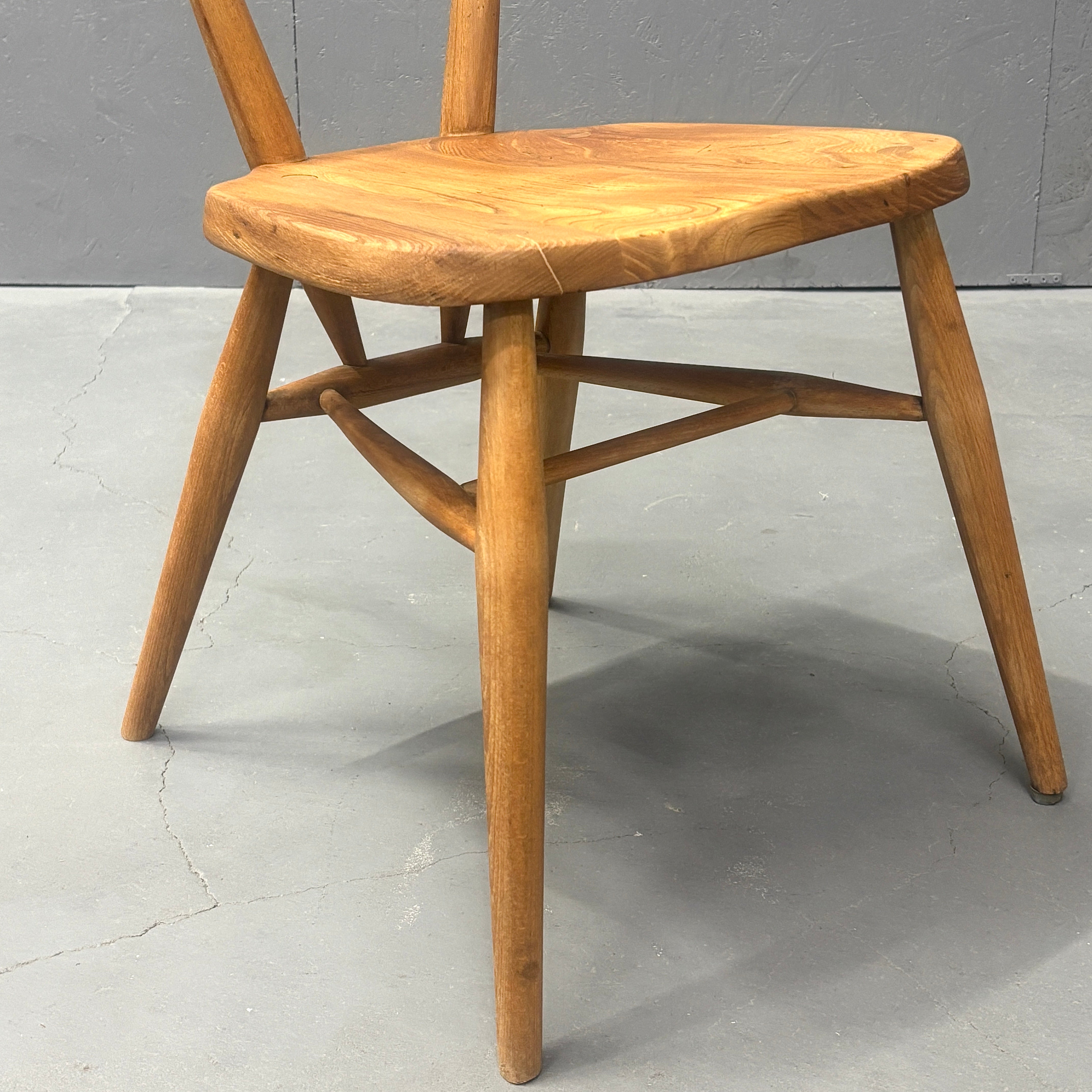 ERCOL(アーコール) / スタッキングチェア (304) ERCOL(アーコール) / STACKING CHAIR スタッキングチェア (304