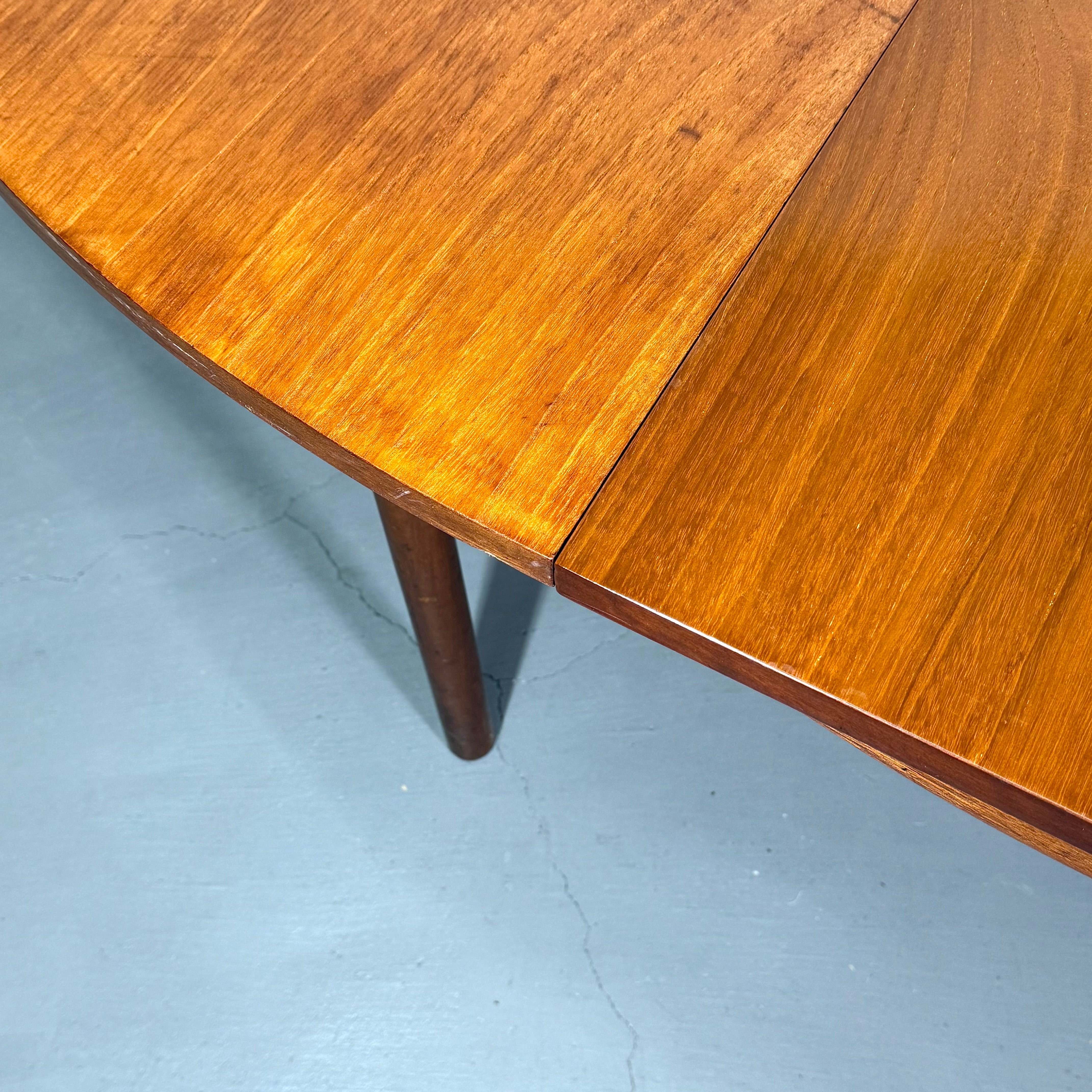 WHITE & NEWTON(ホワイトアンドニュートン) / オーバルダイニング