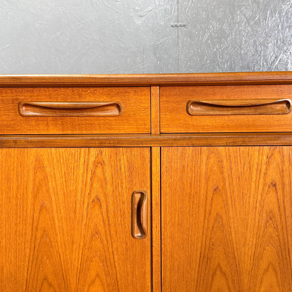 
                      
                        G-PLAN(ジープラン) / Fresco Sideboard フレスコ サイドボード (503)
                      
                    