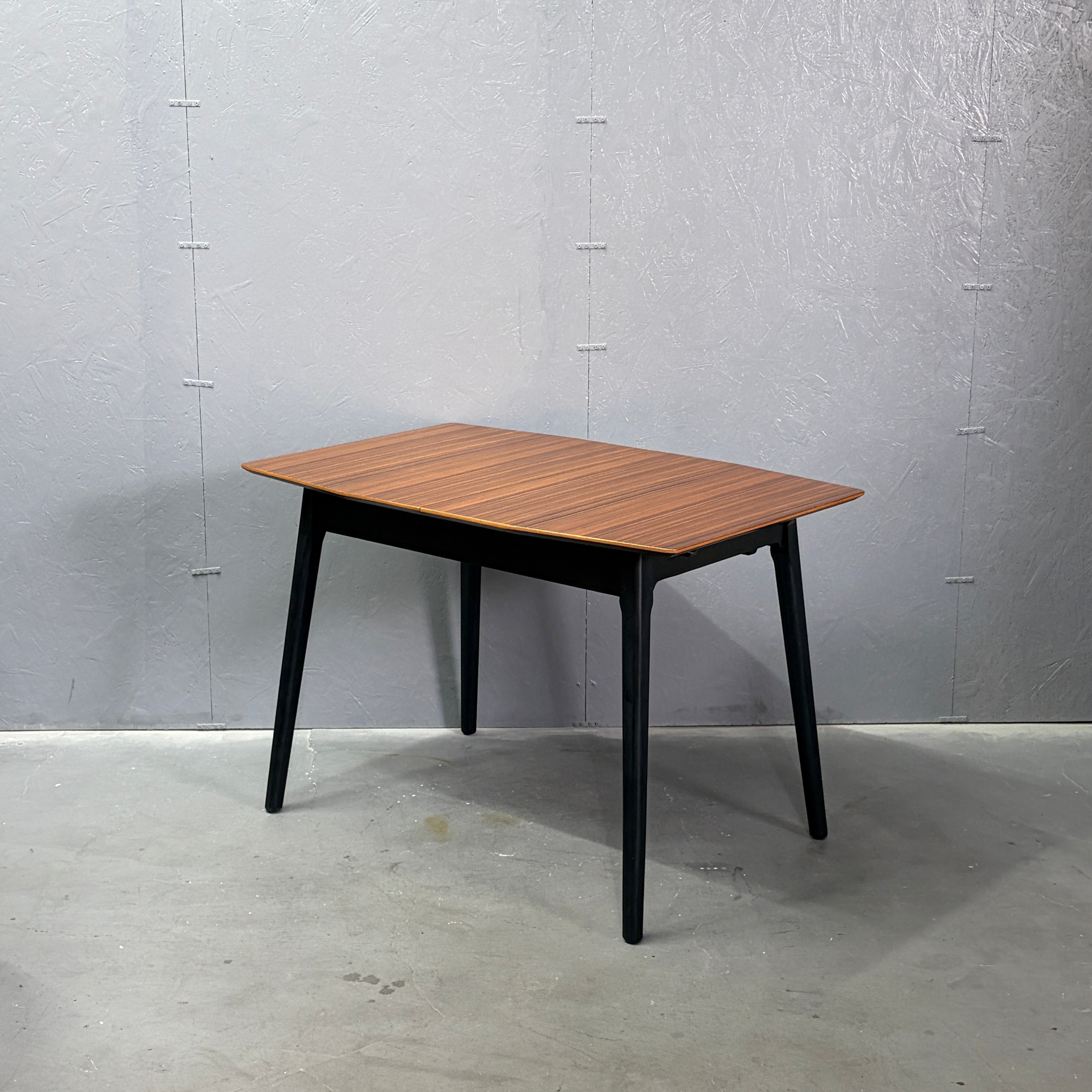 ダイニングテーブル – NONOR FURNITURE