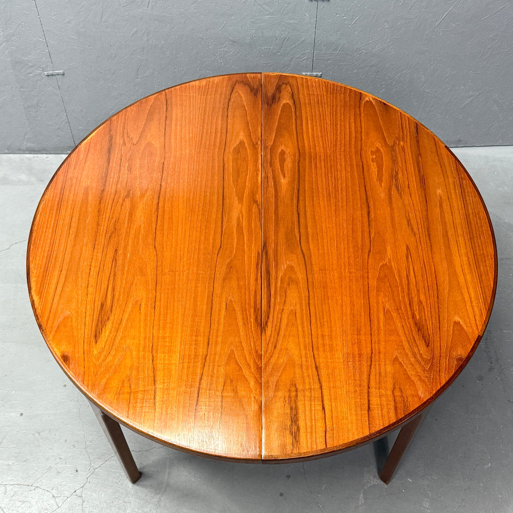 
                      
                        Remploy / EXTENSION ROUND TABLE エクステンション ラウンドテーブル
                      
                    