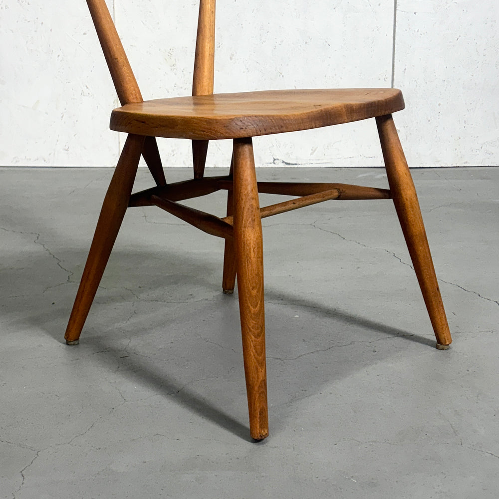 
                      
                        ERCOL(アーコール) / STACKING CHAIR スタッキングチェア (302)
                      
                    