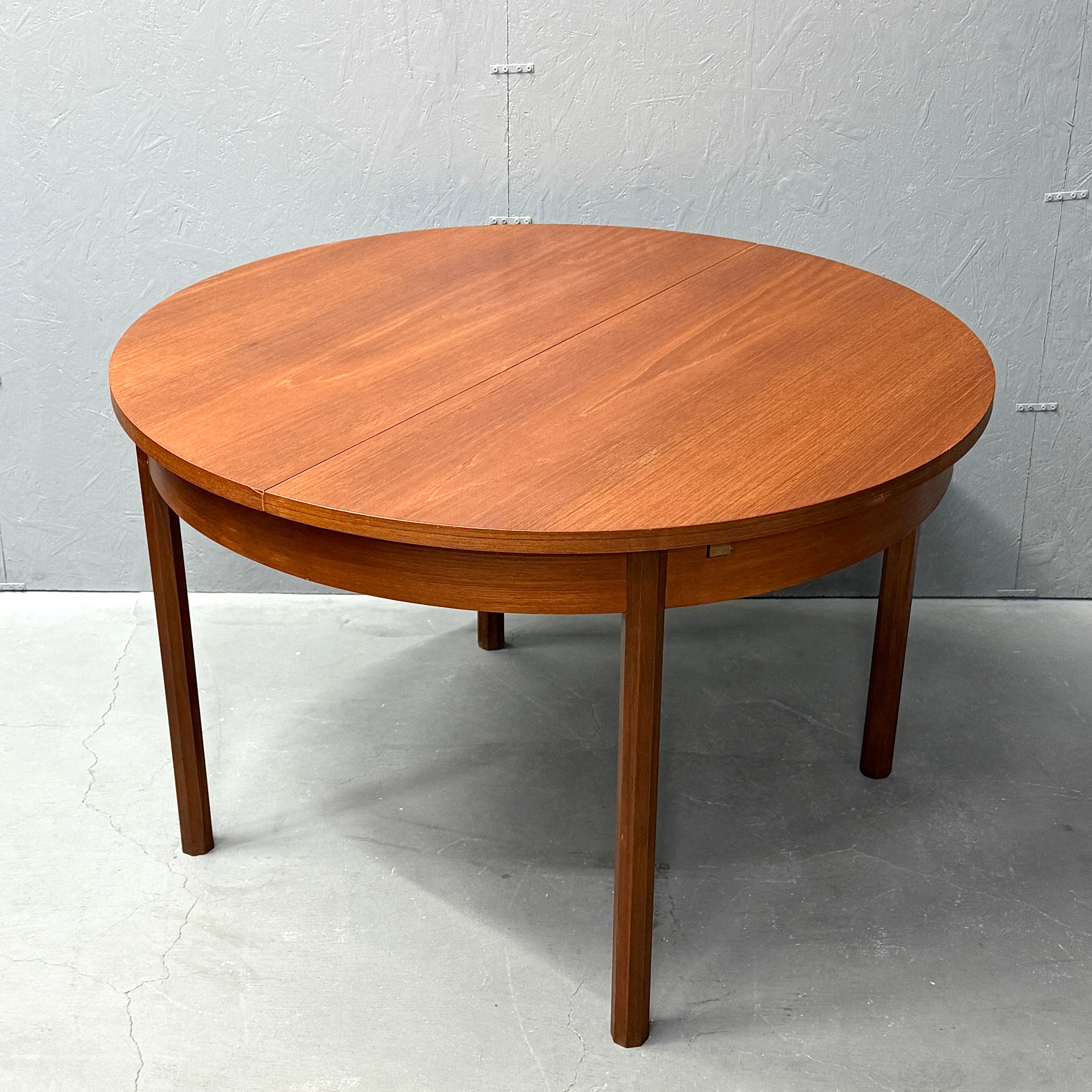 TEAK EXTENSION ROUND TABLE チークラウンドテーブル (502) – NONOR