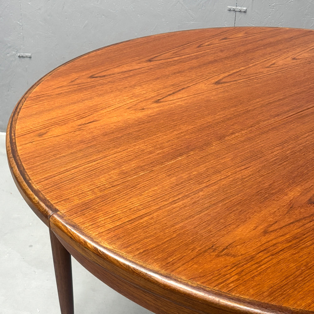 
                      
                        G-PLAN(ジープラン) / Fresco ROUND TABLE フレスコ ラウンドエクステンション ダイニングテーブル (406)
                      
                    