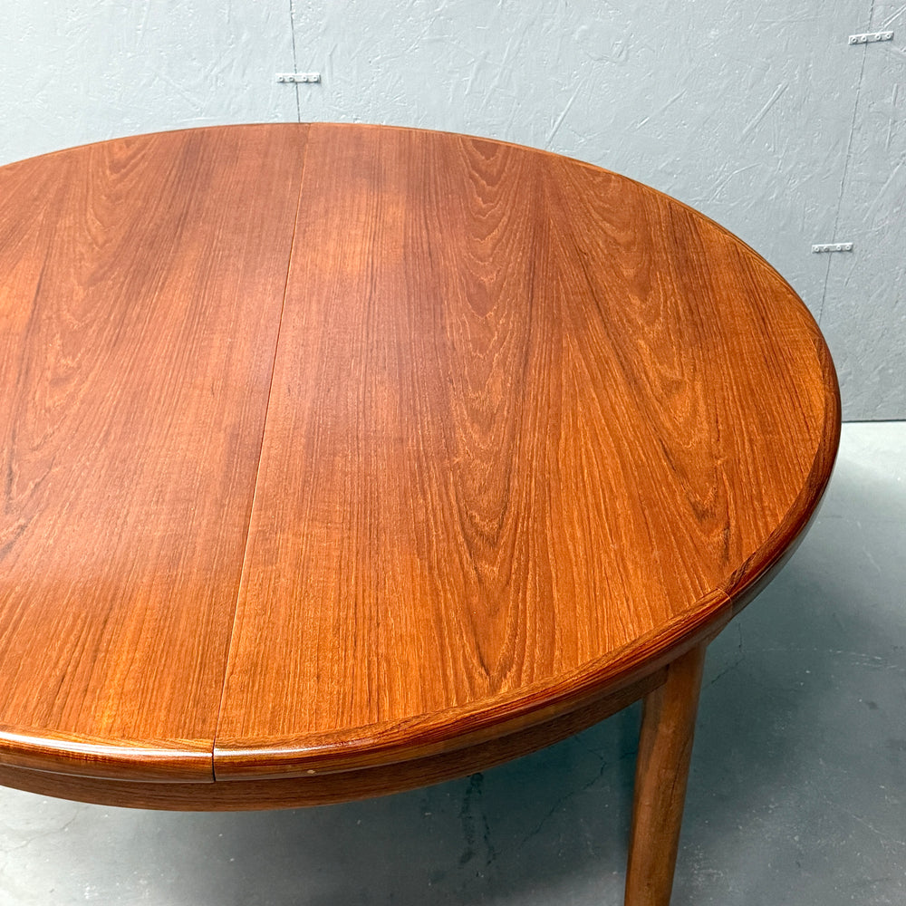 
                      
                        G-PLAN(ジープラン) / Fresco ROUND TABLE フレスコ ラウンドエクステンション ダイニングテーブル (506)
                      
                    