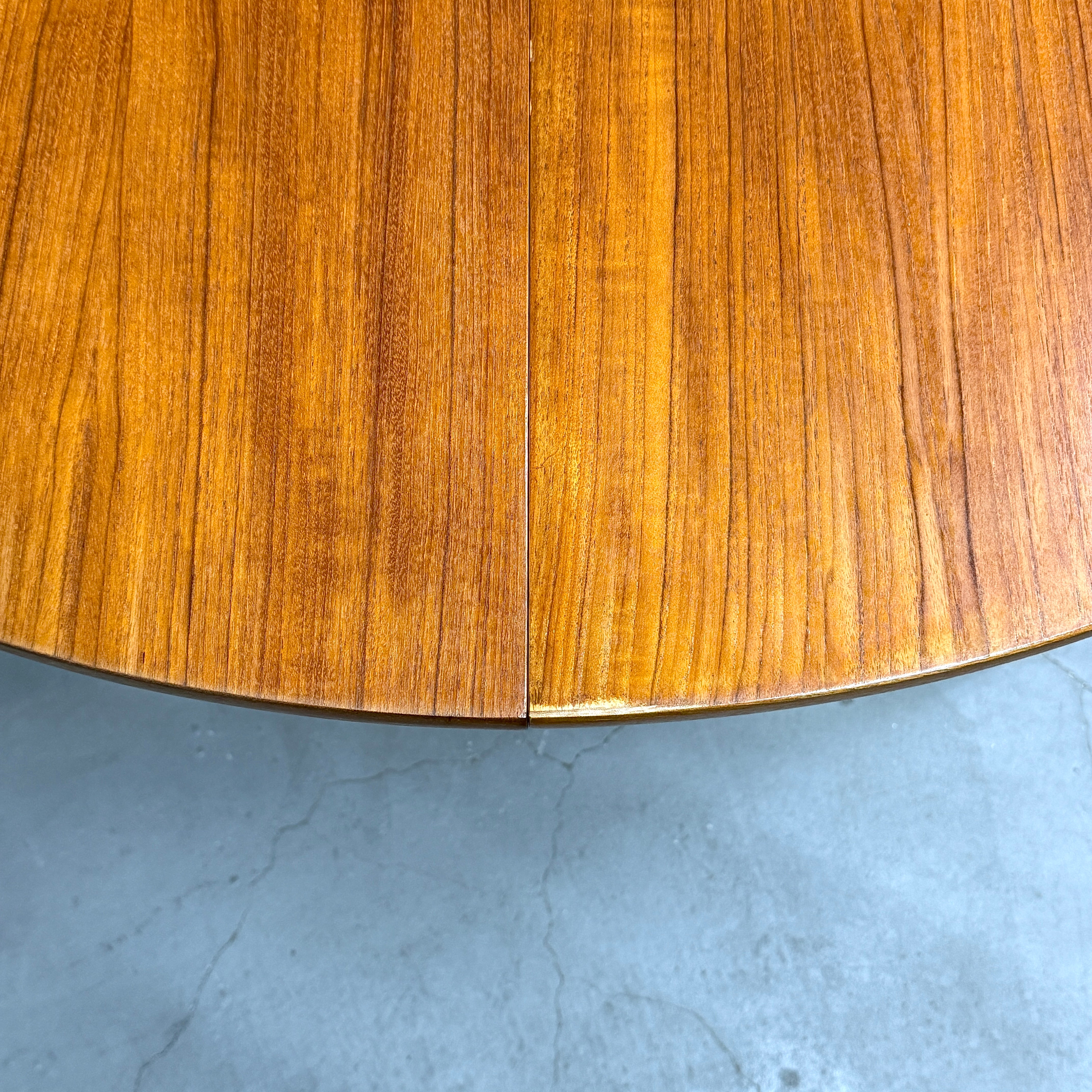 SUTCLIFFE OF TODMORDEN / Extension round table エクステンション