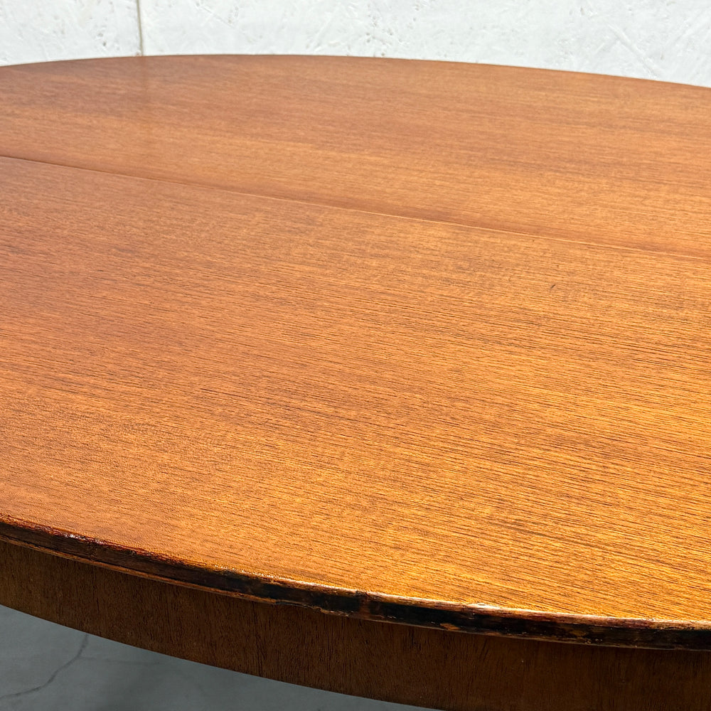 
                      
                        GREAVES & THOMAS / OVAL DINING TABLE オーバルダイニングテーブル (301)
                      
                    