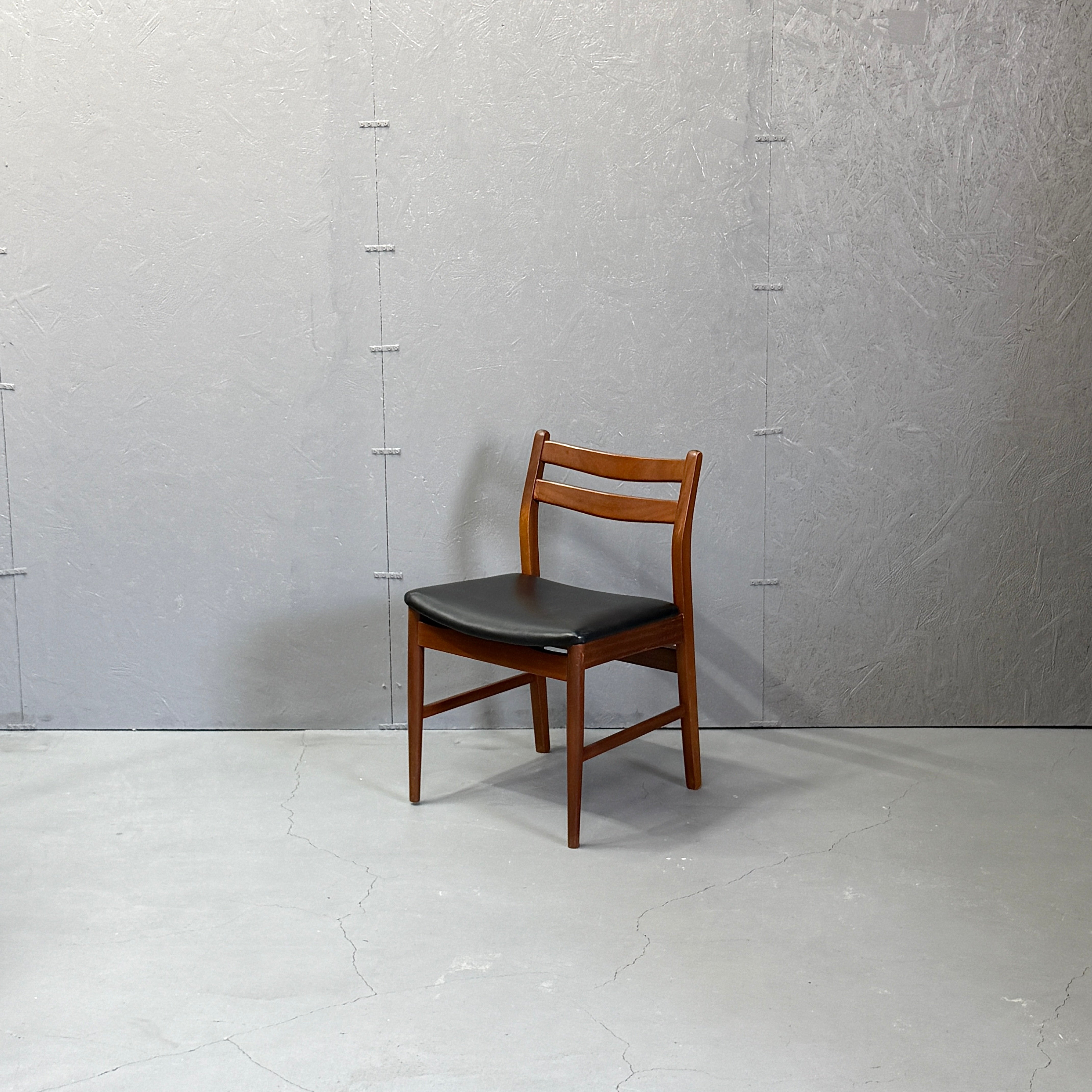Jentique – NONOR FURNITURE