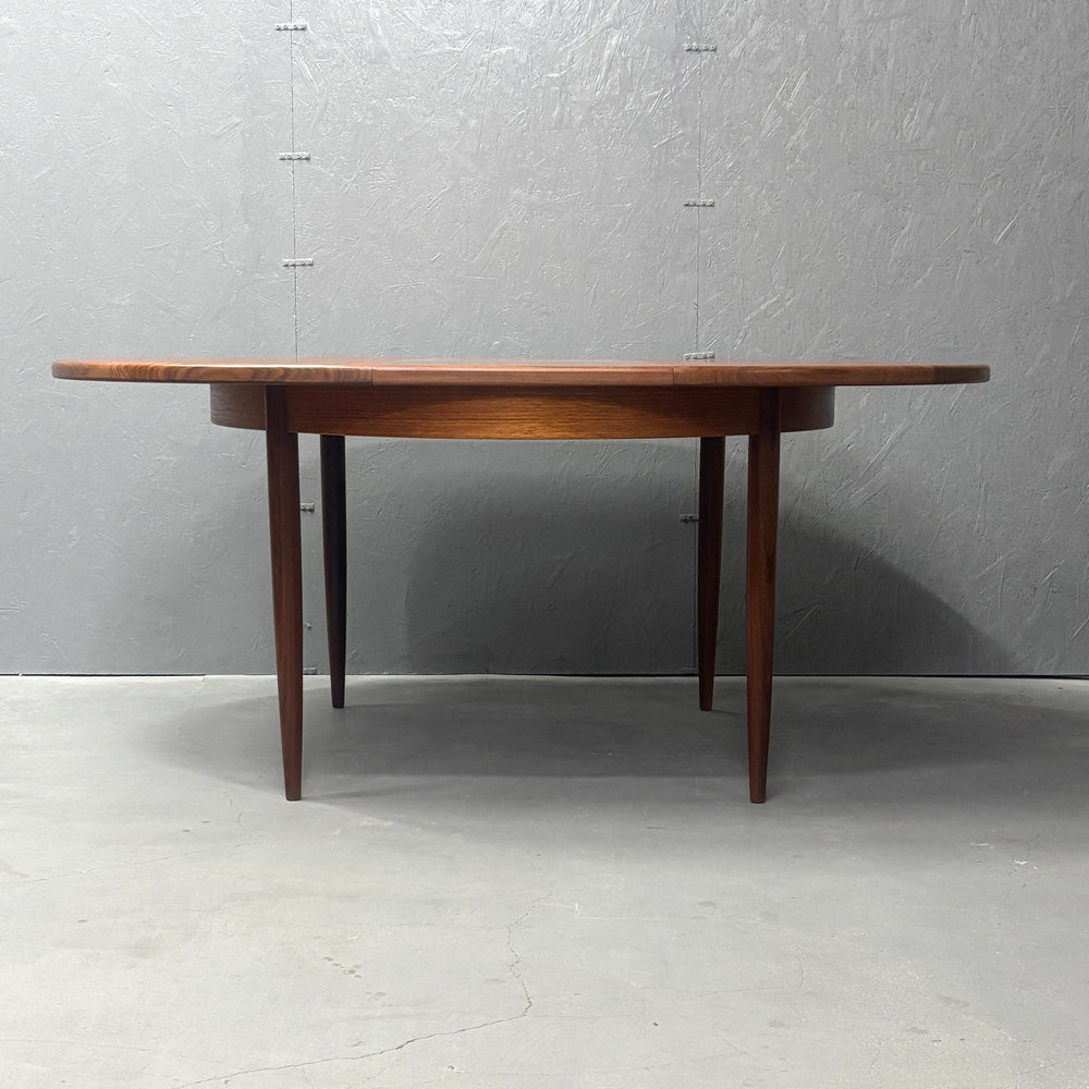 
                      
                        G-PLAN(ジープラン) / Fresco ROUND TABLE フレスコ ラウンドエクステンション ダイニングテーブル (407)
                      
                    