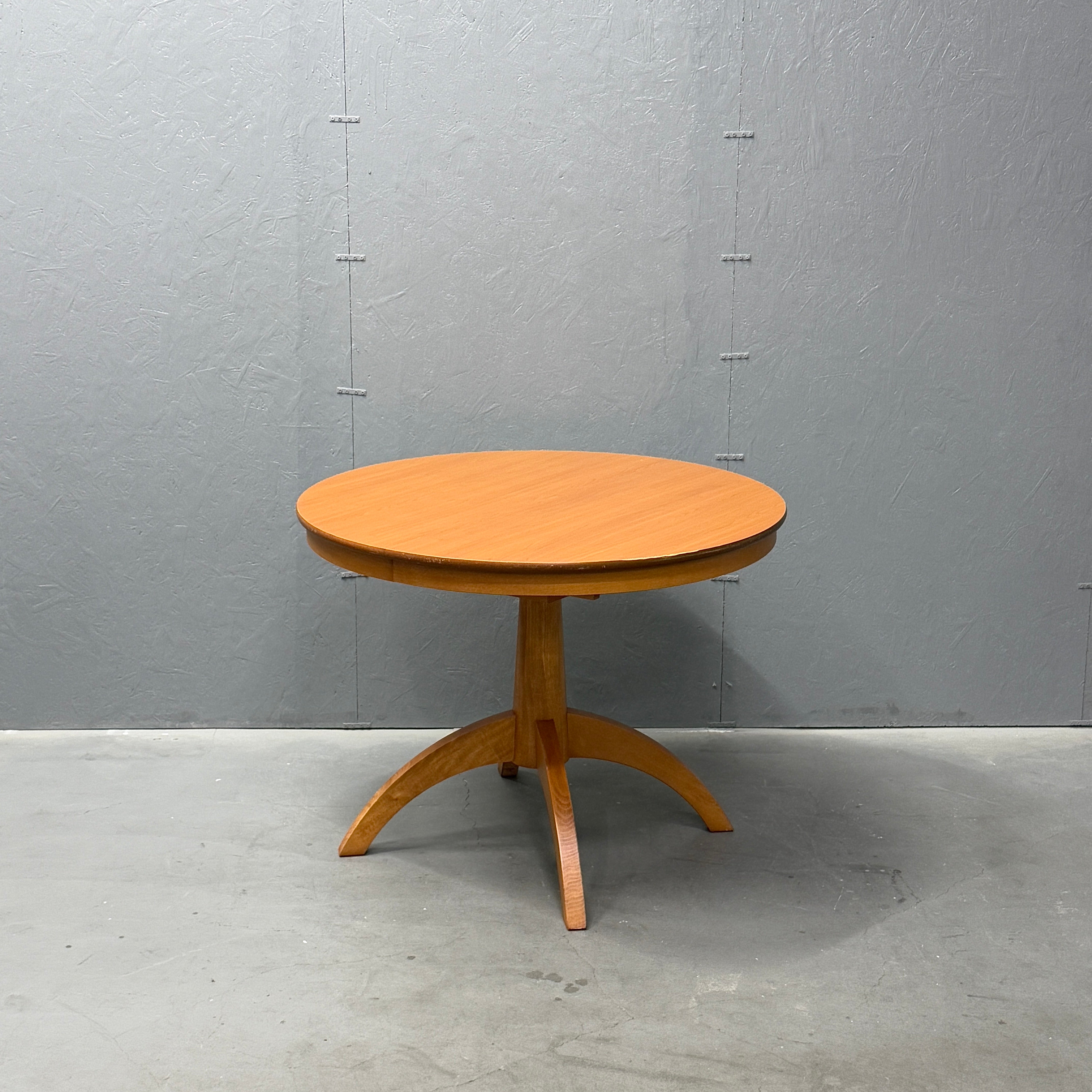 ダイニングテーブル – NONOR FURNITURE