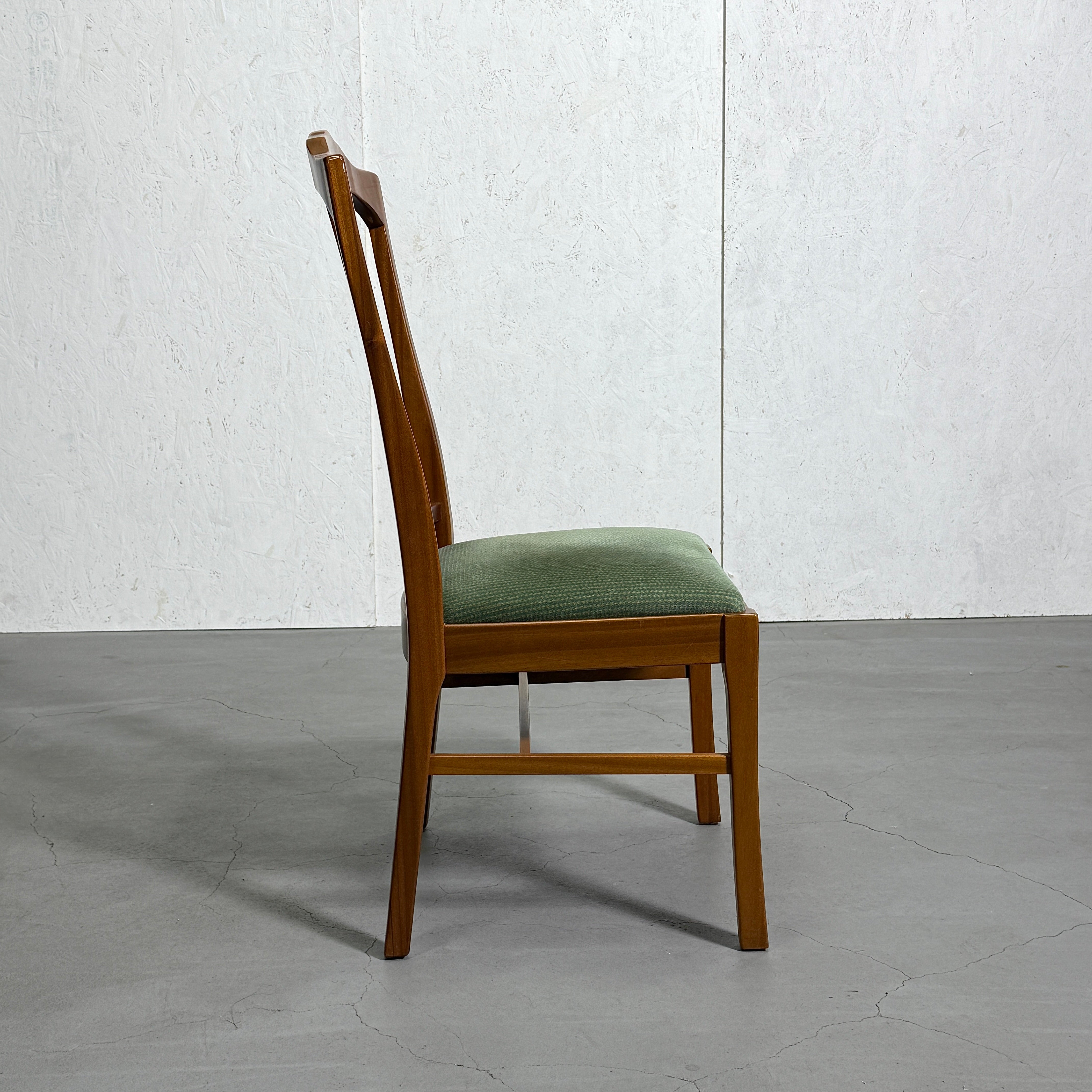 Parker Knoll(パーカーノール) ダイニングチェア (302) Parker Knoll(パーカーノール) / DINING CHAIR ダイニングチェア