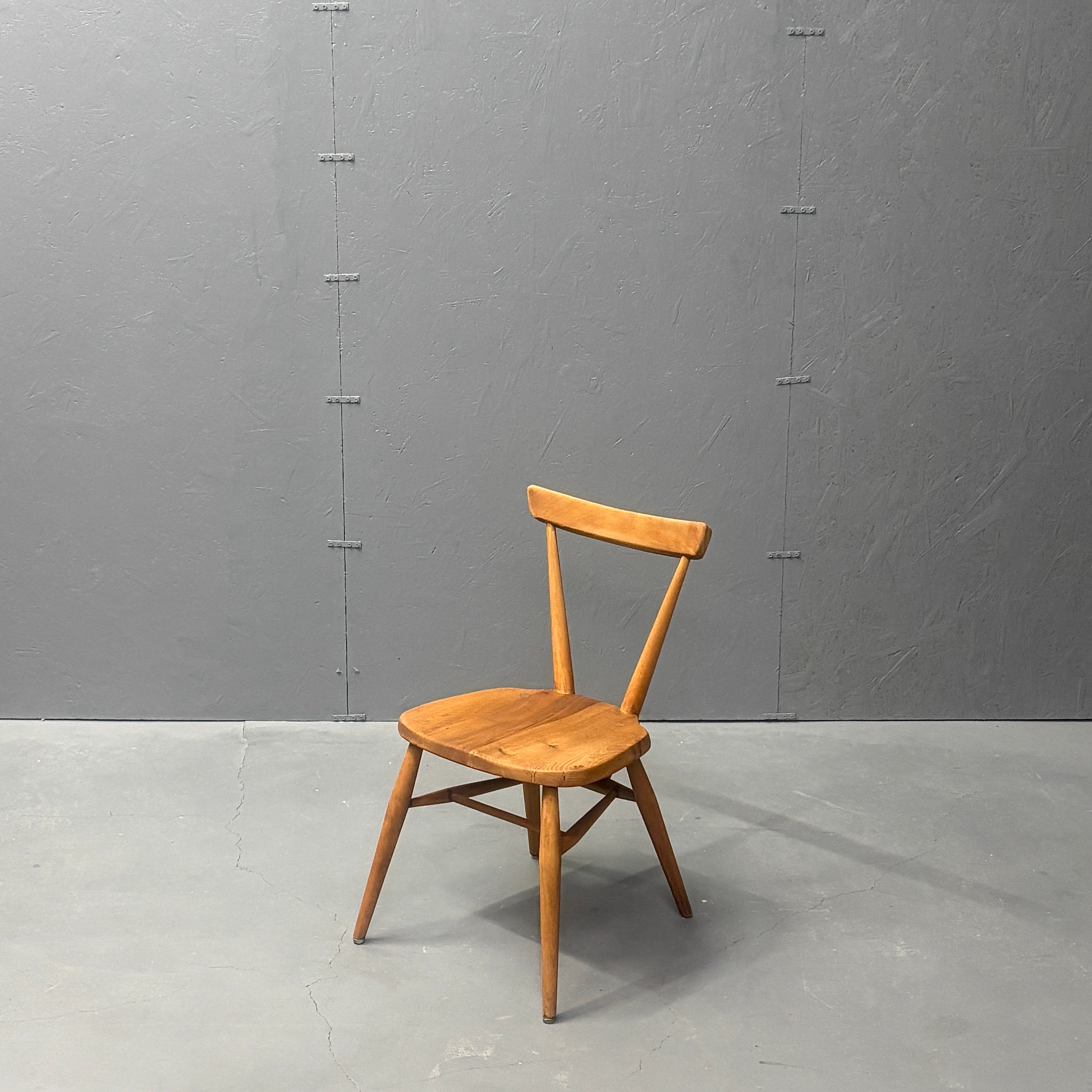 ERCOL(アーコール) / スタッキングチェア (305) ERCOL(アーコール) / STACKING CHAIR スタッキングチェア (305
