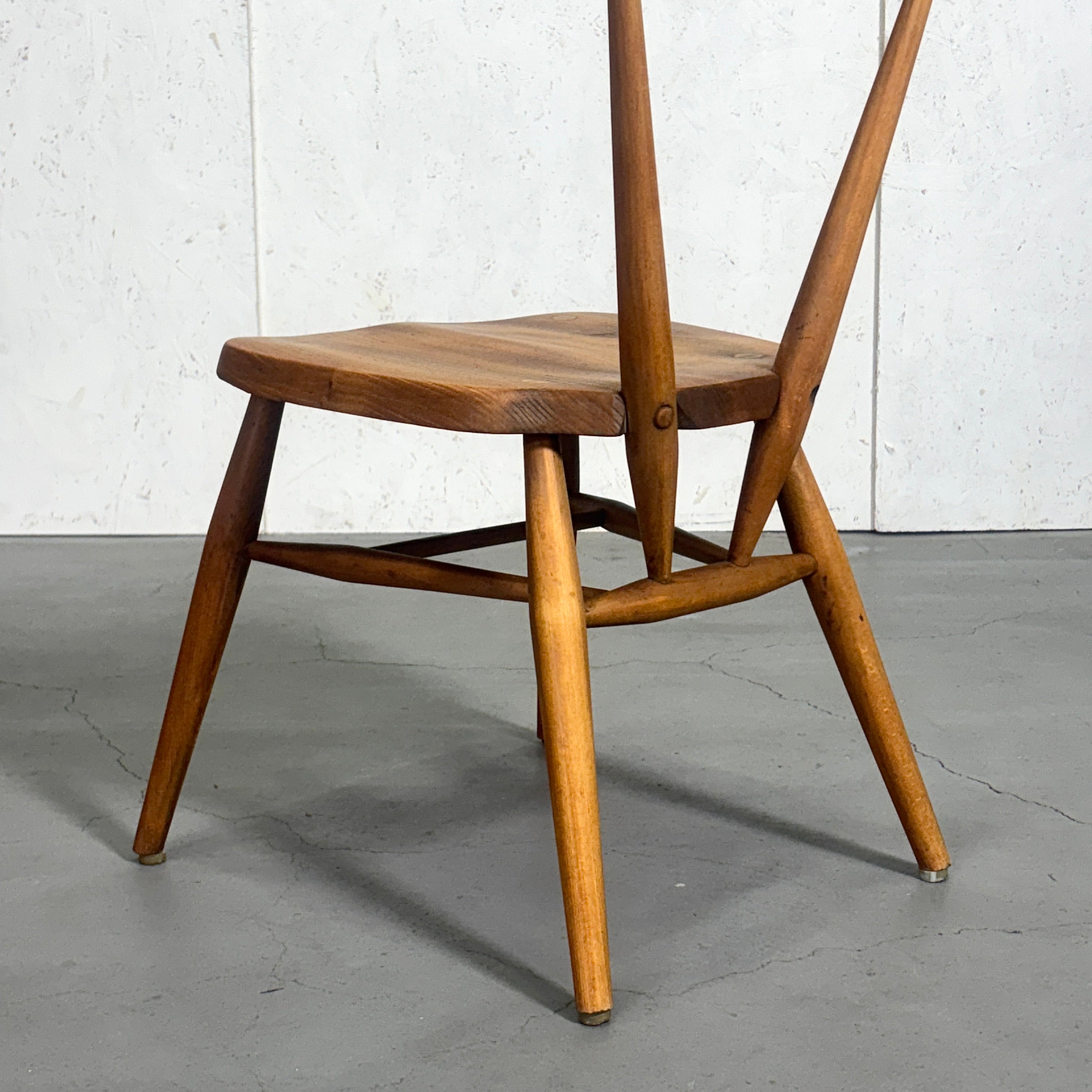ERCOL(アーコール) /スタッキングチェア (302) ERCOL(アーコール) / STACKING CHAIR スタッキングチェア (302