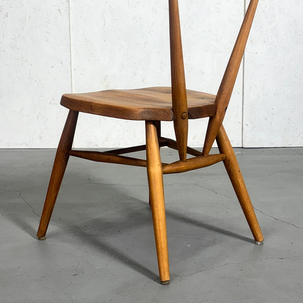 
                      
                        ERCOL(アーコール) / STACKING CHAIR スタッキングチェア (302)
                      
                    