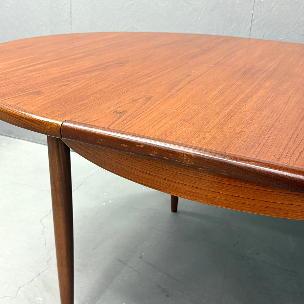 
                      
                        G-PLAN(ジープラン) / Fresco ROUND TABLE フレスコ ラウンドエクステンション ダイニングテーブル (501)
                      
                    